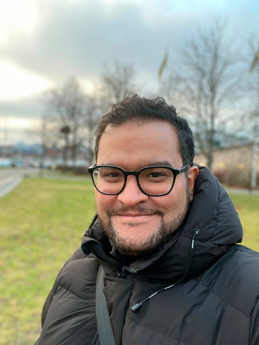 Suhen pastorin Juan Gómezin mukaan avioliitto on miehen ja naisen välinen liitto, joka kuvastaa Kristuksen ja seurakunnan suhdetta. Kuva: Suhe Seurakunta