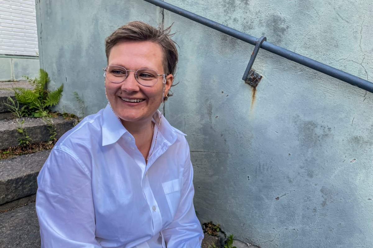 ”Pyhä tila voi olla kokemus. Sen voi kokea luonnossa, kirjan tai taiteen äärellä. Pyhä tila voi olla vaikka avanto. Ehkä ihmiset kokevat, että pyhä on jotain arjesta irrallaan olevaa. Jotain sellaista, missä pääsee kosketuksiin itsensä ja eksistentiaalisten kysymysten kuten Jumalan kanssa”, Anu Rask pohtii.