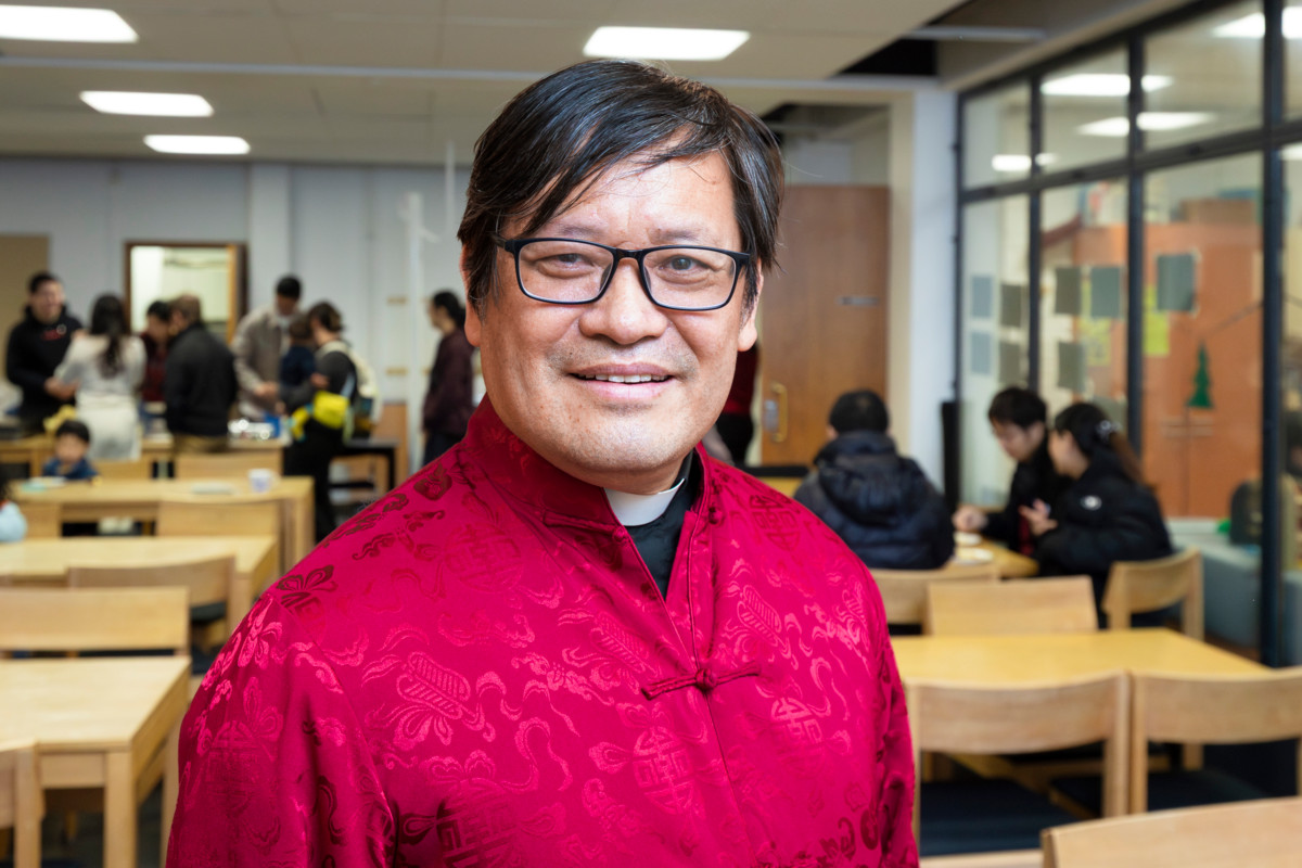 Paulos Huang on työskennellyt kiinankielisten pappina pääkaupunkiseudulla yli 30 vuotta.