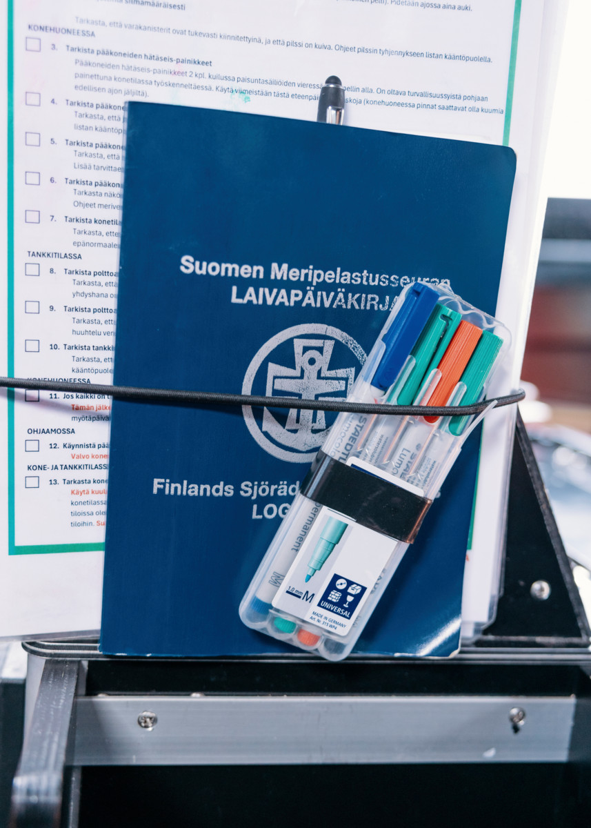 Suomen Meripelastusseuran alaisia vapaaehtoisyhdistyksiä on Espoon lisäksi muun muassa Helsingissä, Hämeenlinnassa, Pirkanmaalla, Vaasassa, Kotkassa, Oulussa, Kuopiossa, Mikkelissä ja Joensuussa. 