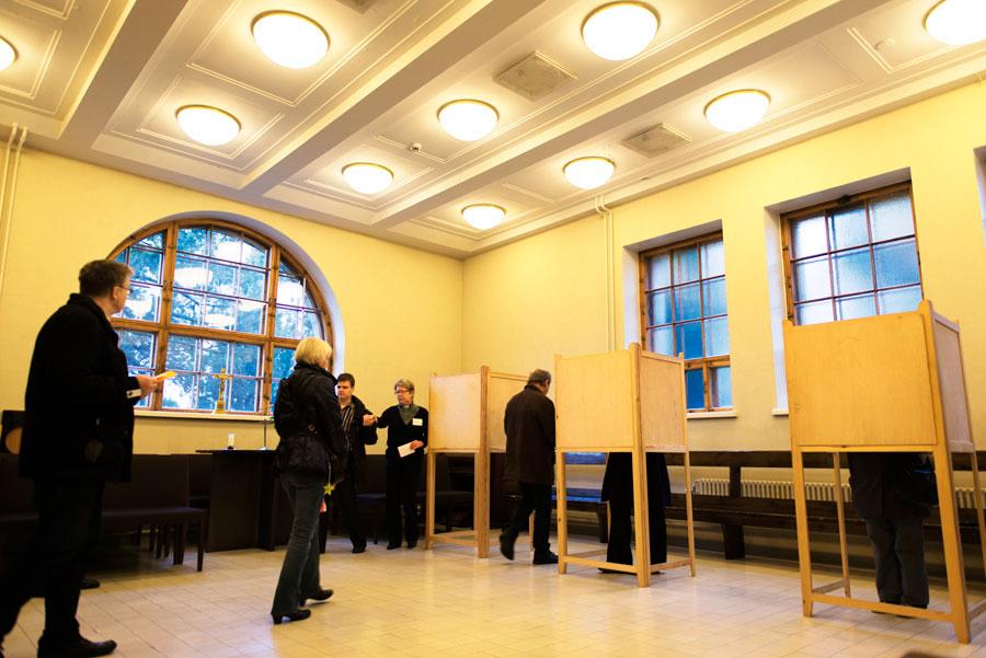 Kallion kirkolla äänestettiin sunnuntaina seurakuntavaaleissa. Kuva: Pekko Vasantola