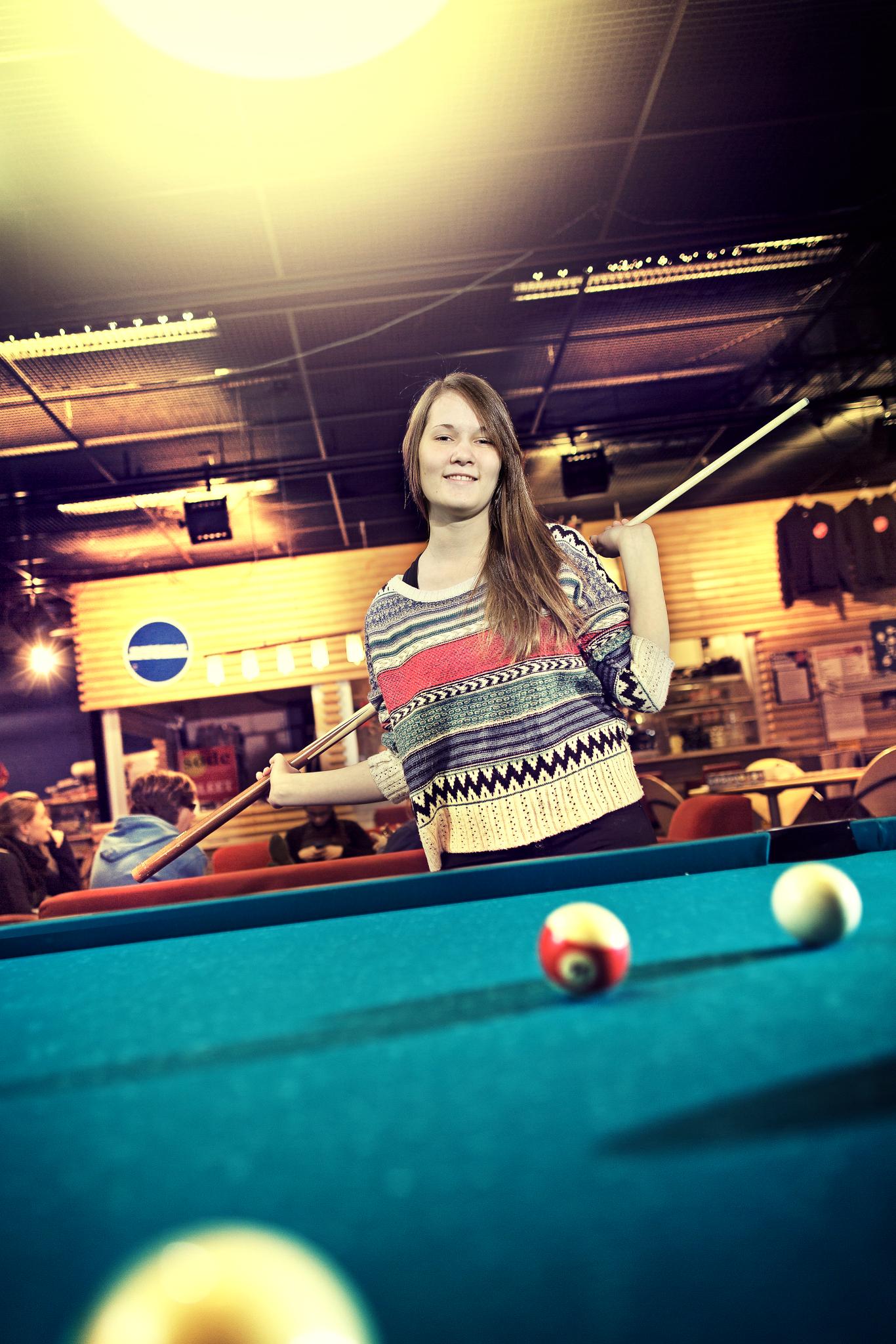 Uusi isonen, Katja Hinkkanen, kuvattiin Espoonlahden seurakunnan nuorisotila Sodessa. Kuva: Jani Laukkanen