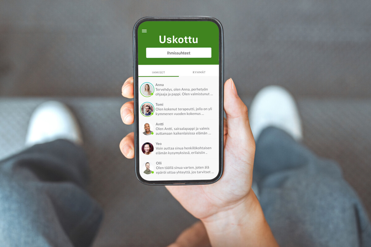 Espoon seurakuntien Uskottu-sovellus tuo matalan kynnyksen keskusteluavun taskuun.