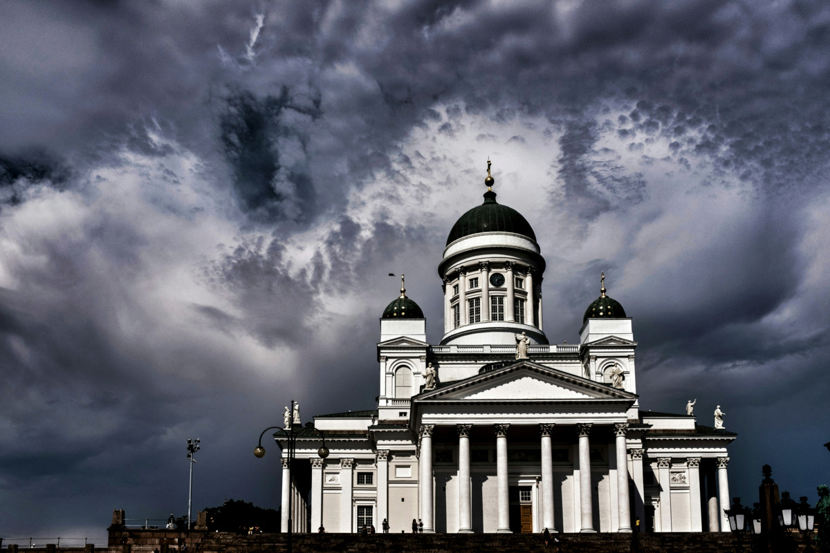 Piispan ja hiippakuntavaltuuston välinen keskustelu vaalimenettelystä oli tiukkasanaista 5. kesäkuuta.