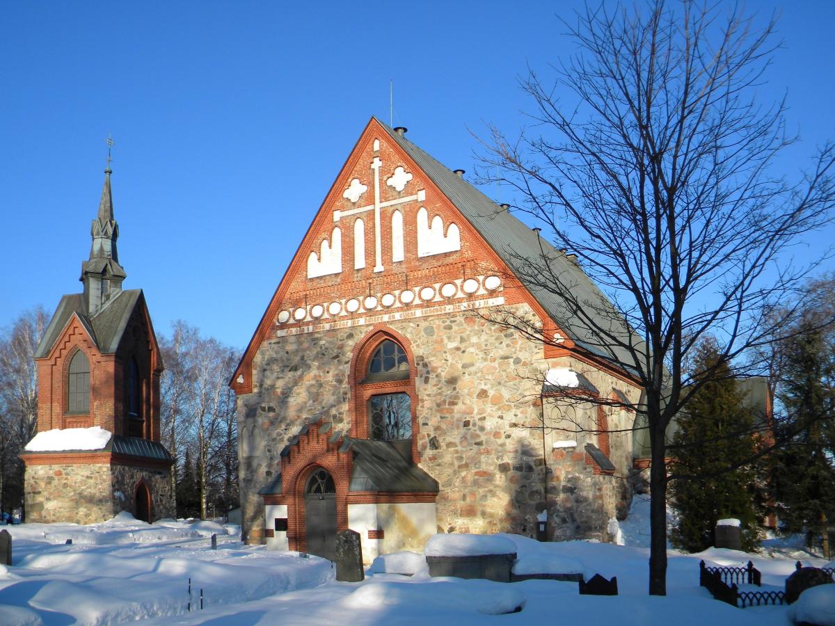 Vantaan Pyhän Laurin kirkko.