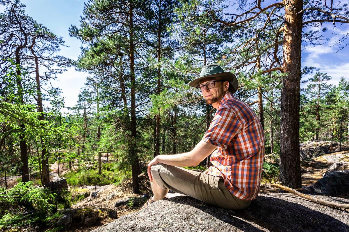 – On perustelematonta väittää, että ympäristöliike nousisi suoraan kristinuskosta. En myöskään luokittelisi ympäristöliikettä piilouskonnoksi, Panu Pihkala sanoo. Kuva Esko Jämsä.