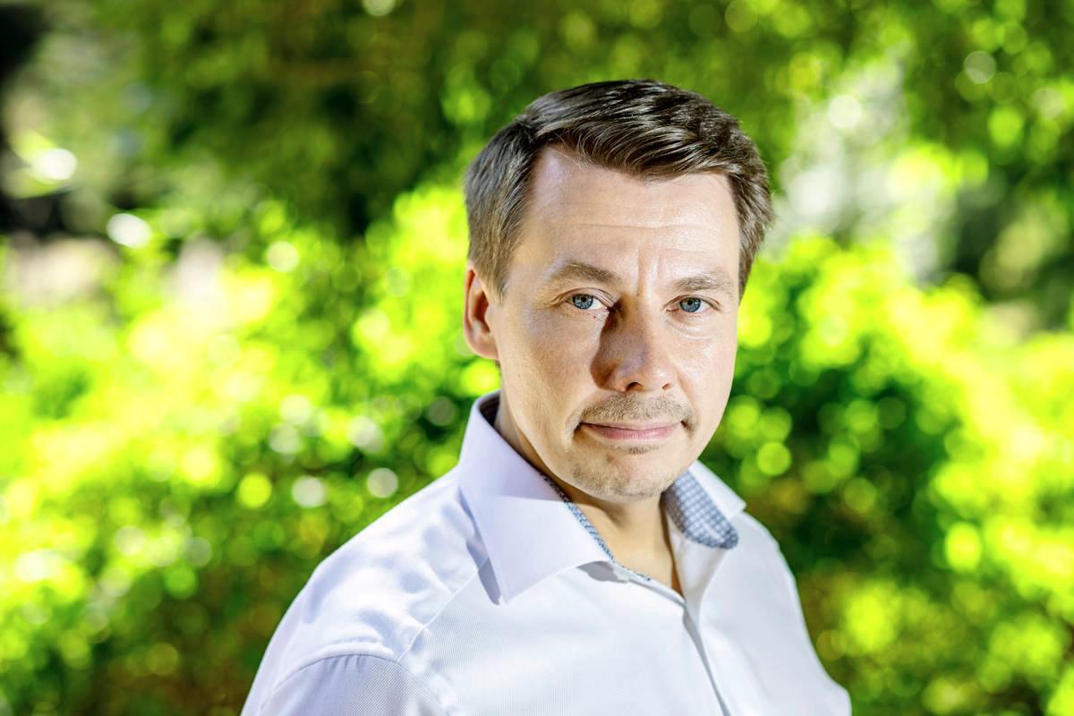 Lapsiasiavaltuutettu Tuomas Kurttila vaatii, että lastensuojelun piirissä olevien lasten mielipiteitä kuunnellaan.