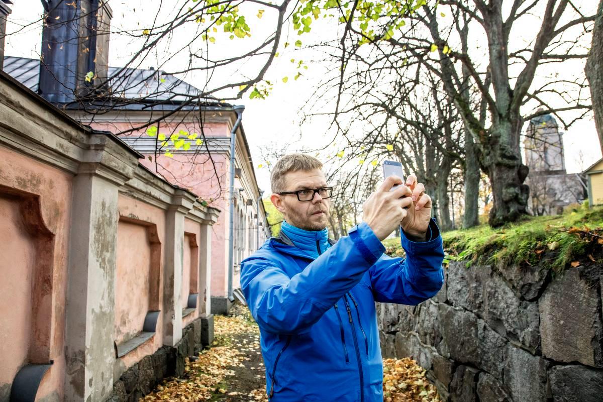 Kimmo Holappa on bongaillut parinkymmenen vuoden ajan Unescon nimeämiä maailmanperintökohteita. Lähin niistä on Suomenlinna.