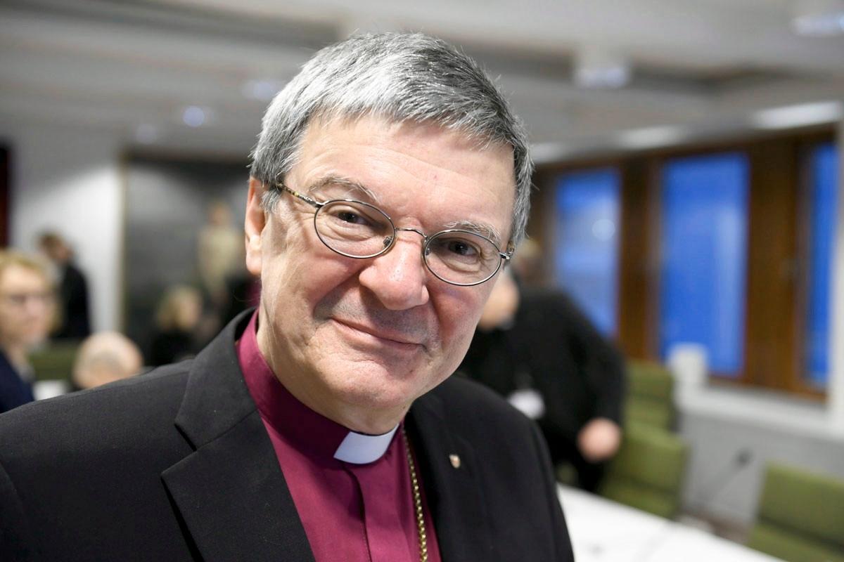 Vanhustenhoidossa tehdään myös suuri määrä ihmisarvoa kunnioittavaa työtä, muistuttaa piispa Kaarlo Kalliala.