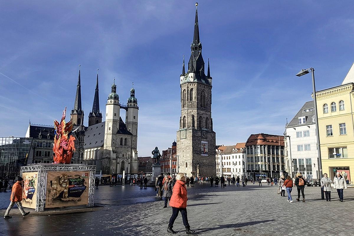 Hallen Marktkirche Unser Lieben Frauen on myöhäisgoottilainen kirkko, jota pidetään yhtenä Keski-Saksan merkittävimmistä myöhäisgoottilaisista kirkoista. Keski-Saksassa on lähes 4000 kirkkoa, joista monet seisovat tyhjillään.  Kuva: Maarit Lukkarinen