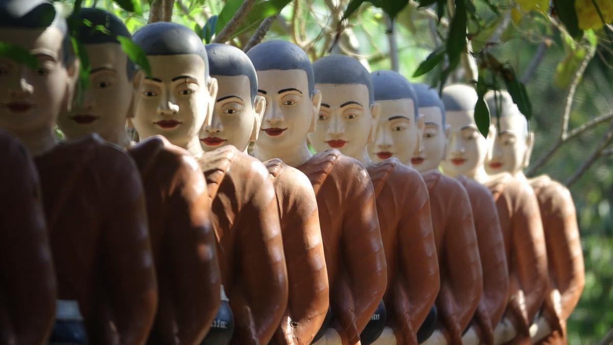 Poikien hyväksikäyttö buddhalaisluostareissa on yhä suureksi osaksi vaiettu salaisuus, tabu.