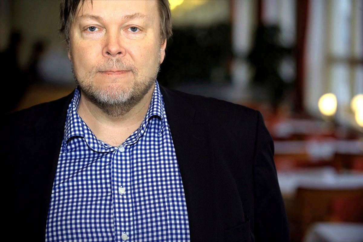 Kirjailija Markus Leikola on kiinnostunut etiikasta. Trond H. Trosdahl/Lehtikuva