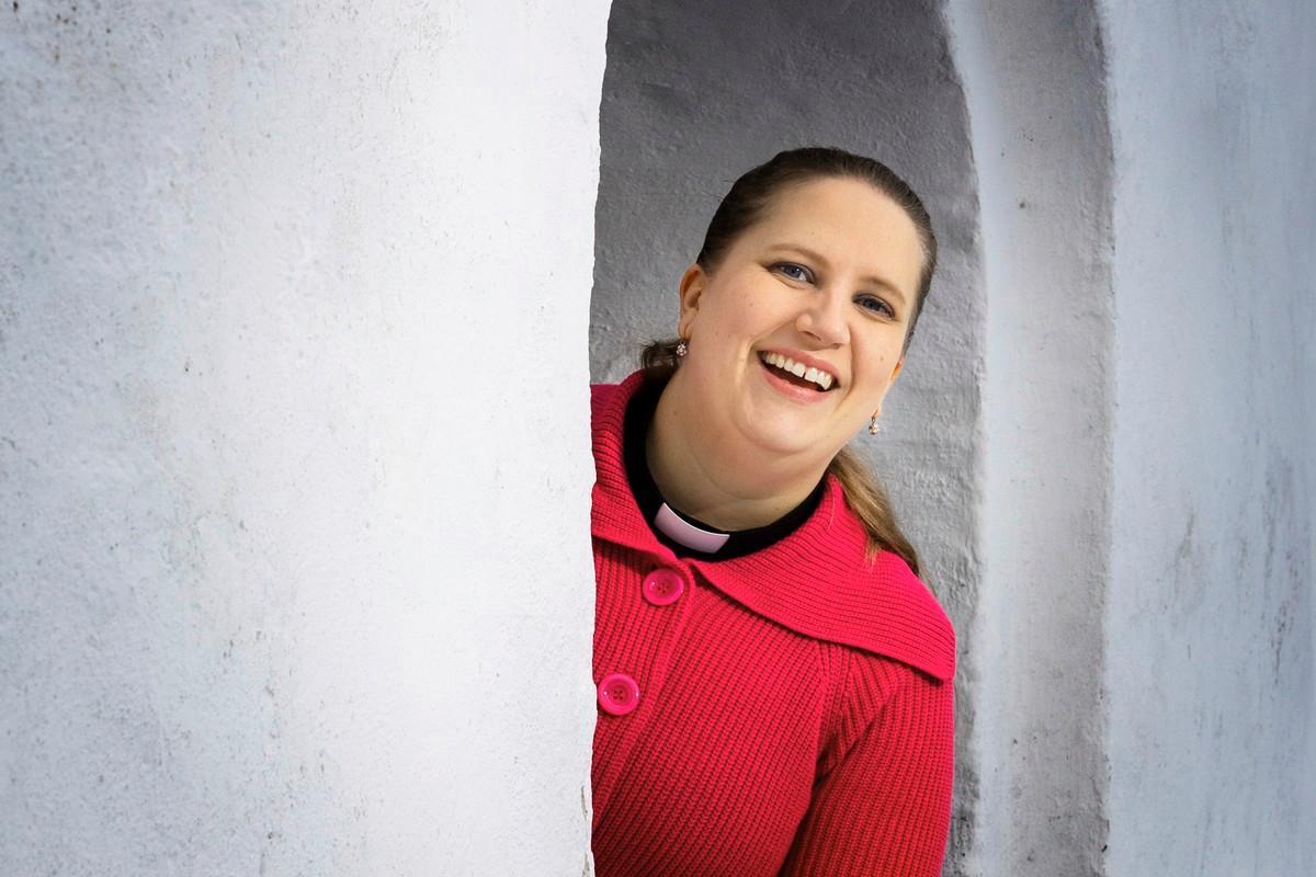 Kira Ertman aloittaa kirkkoherrana 1.4.