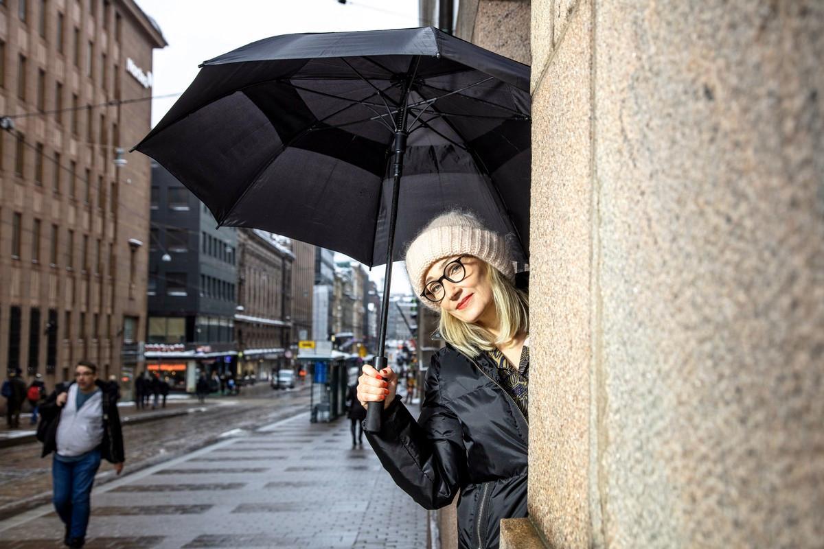 – Haaveilin jo nuorena teologian opiskelusta Helsingissä, mutta isoon kaupunkiin muuttaminen tuntui siinä vaiheessa utopistiselta, kertoo Anna-Maria Eilittä.