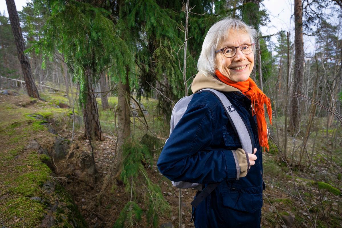 Maaret Wager liittyi viime vuonna mukaan tuntemattomien pyhiinvaeltajien joukkoon ja yllättyi yhdessä kävelemisen hyvästä tunnelmasta.