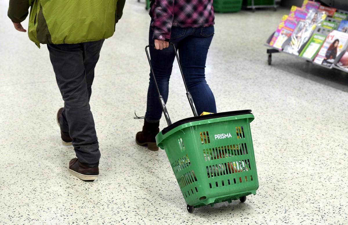 Tyypillisimmin eron ensiapupisteissä kysellään lasten asioiden järjestämisestä. Kuvan pariskunta ei liity juttuun.