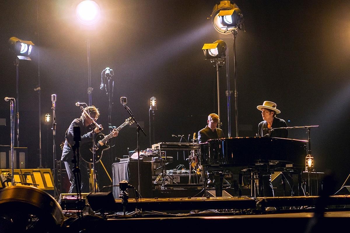 Viime vuosina Dylan on soittanut konserteissaan flyygeliä. Kuva: Wikimedia Commons