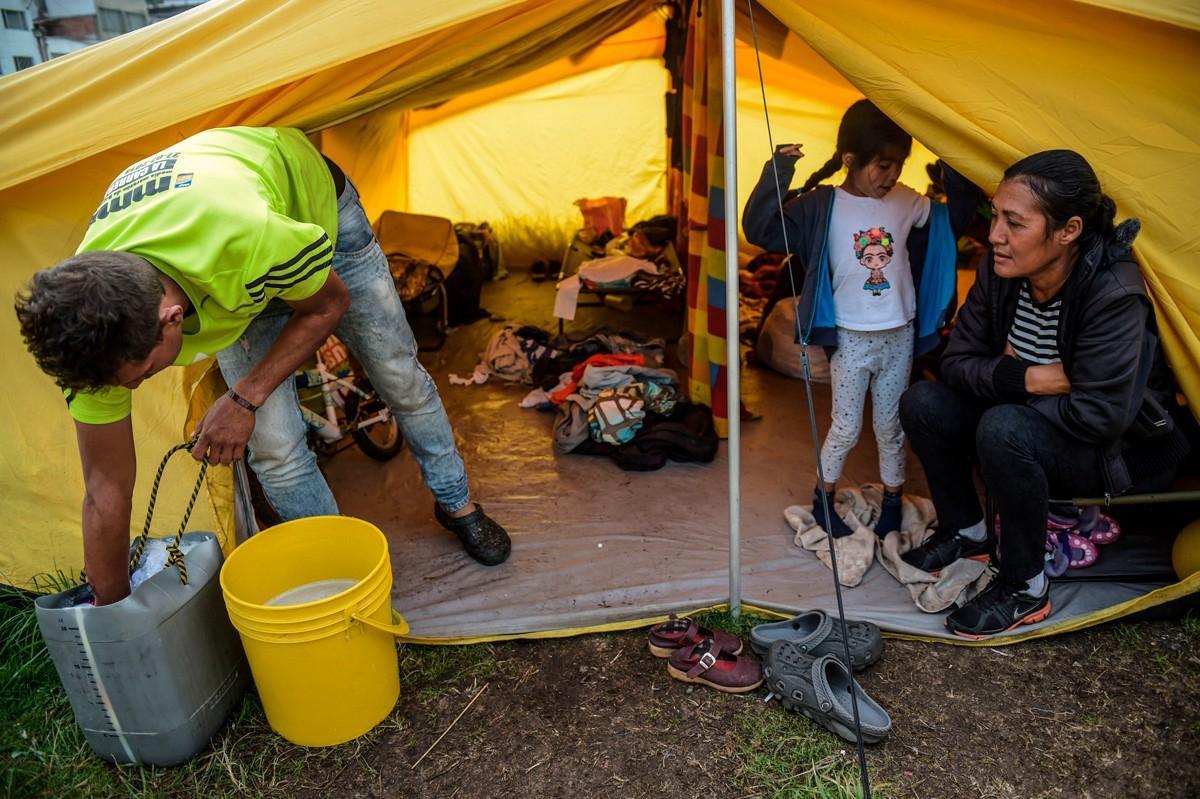 Yli kaksi miljoonaa ihmistä on paennut sosialistisesta Venezuelasta.