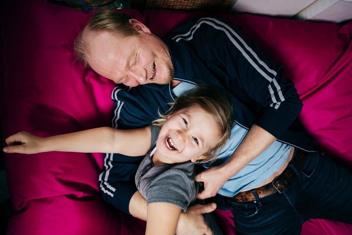 Lapset tuovat Jukka Lagerblomin elämään paljon iloa. Hän on nuorimmaisensa Taikan yksinhuoltaja.