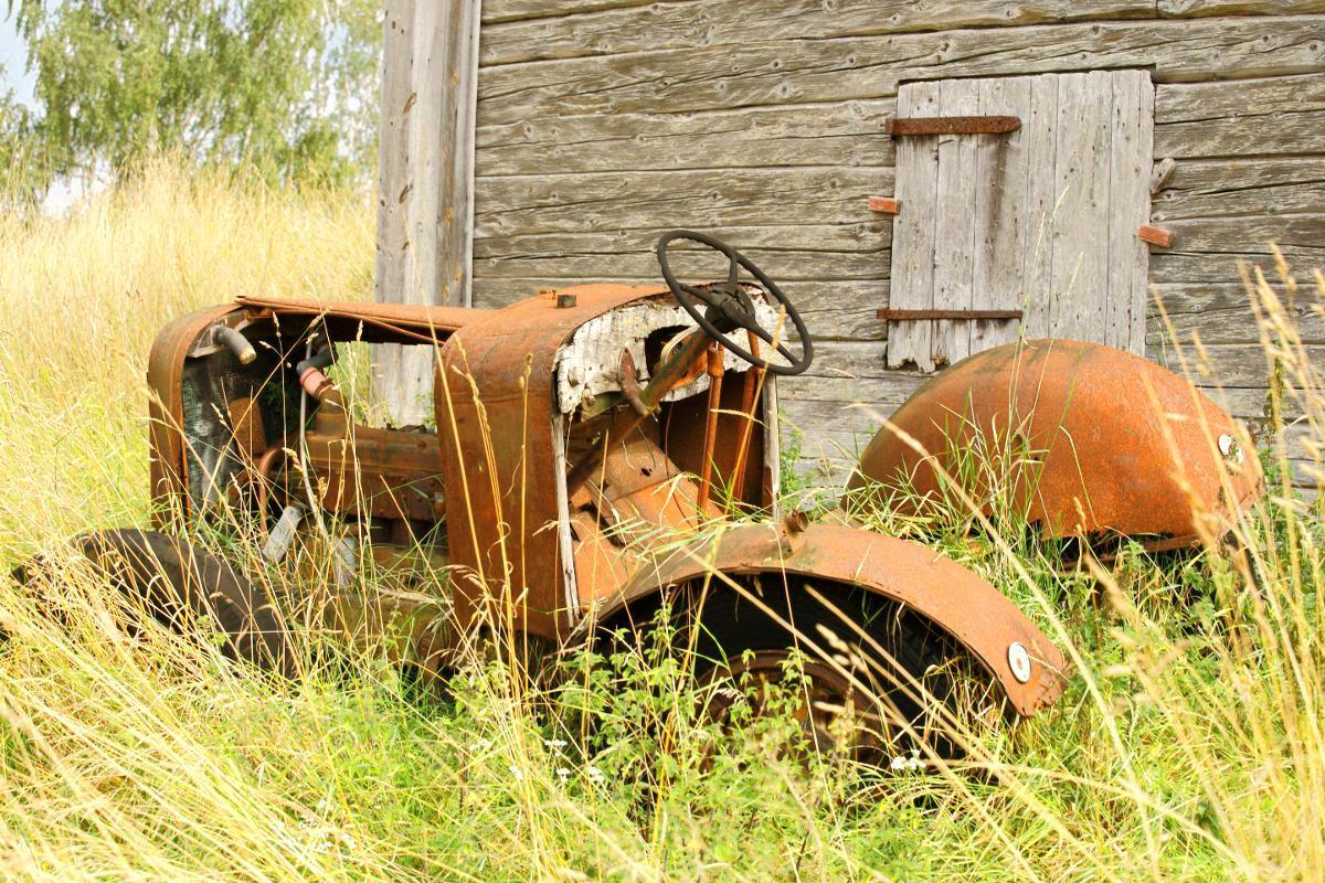 En minä selviä tästä elämästä naarmuilla ja laastarilla. En tule ehjäksi pienellä paikkailulla ja osien vaihdolla. Kuva: Barbro Wickström/Rodeo