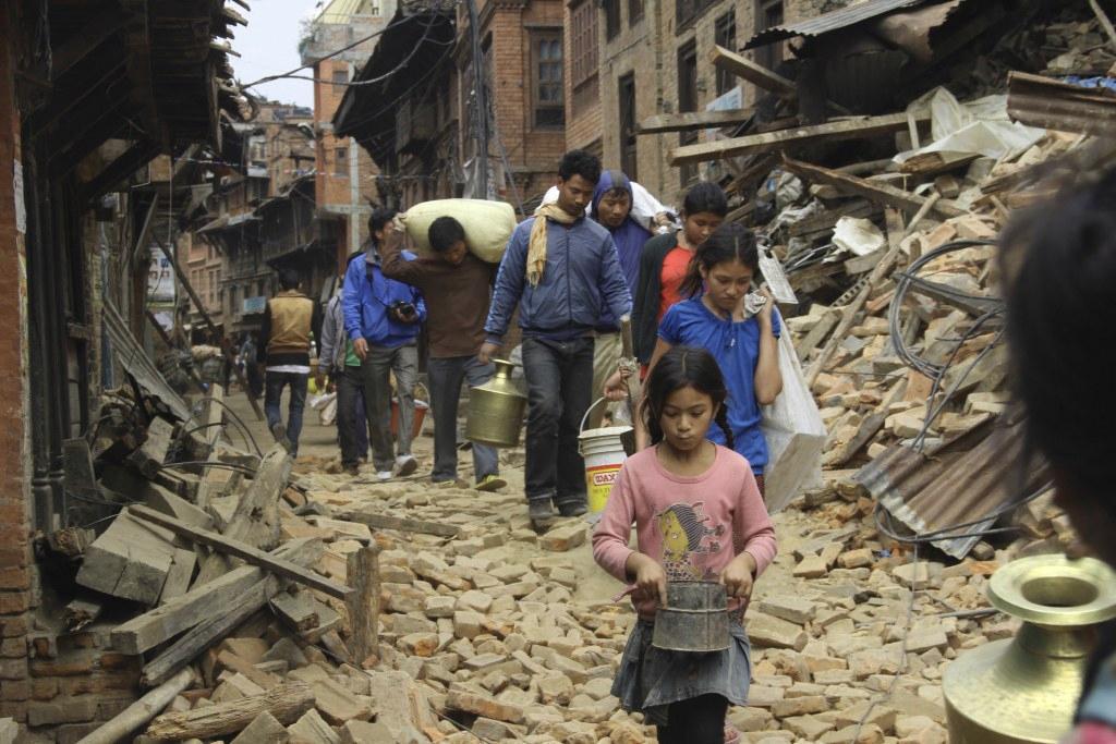 Kirkon Ulkomaanapu auttoi muun muassa maanjäristyksen runnomassa Katmandussa viime vuonna. Kuva: ACT/Christian Aid/Yeeshu Shukla