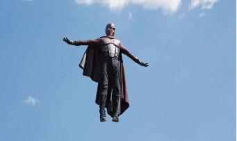 Magneto (Michael Fassbender) häälyy toivon ja vihan välissä.