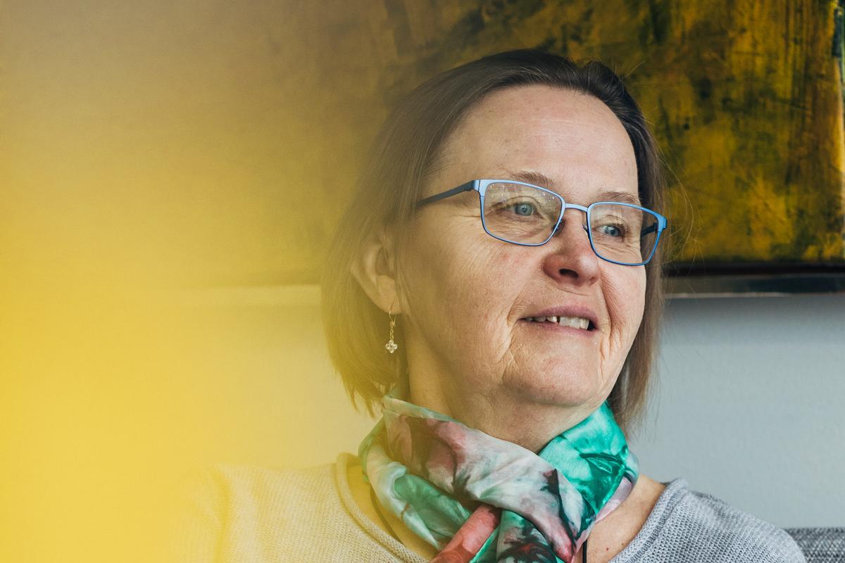 Kaija Väänänen toimii Leskenlehdet-ryhmän vetäjänä kevätkaudella.