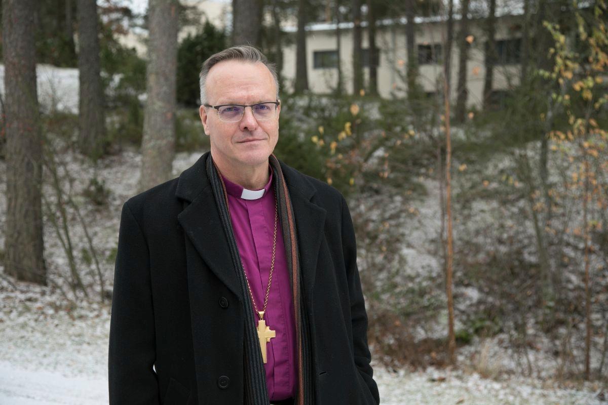 Arkkipiispa Tapio Luoman mukaan yksikään pappi ei saa opettaa, että vain tämän edustamasta hengellisestä liikkeestä kulkee tie taivaaseen.