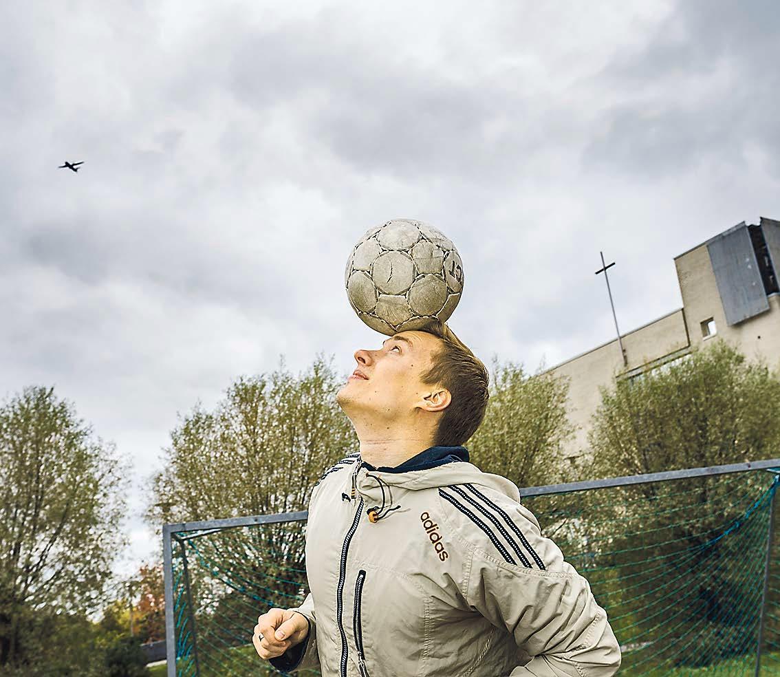 – Urheilu opettaa terveitä elämäntapoja ja pitää poissa pahanteosta, sanoo lähetystyöhön lähtevä Jarkko Vähäsarja.