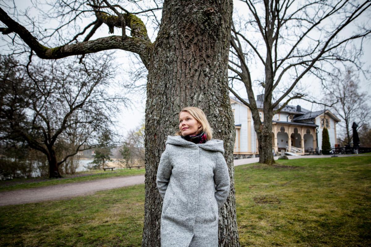 Laura Tresselin juoksulenkit suuntautuvat usein Tarvaspäähän. Siellä hän on myös viimeistellyt runokirjaansa.