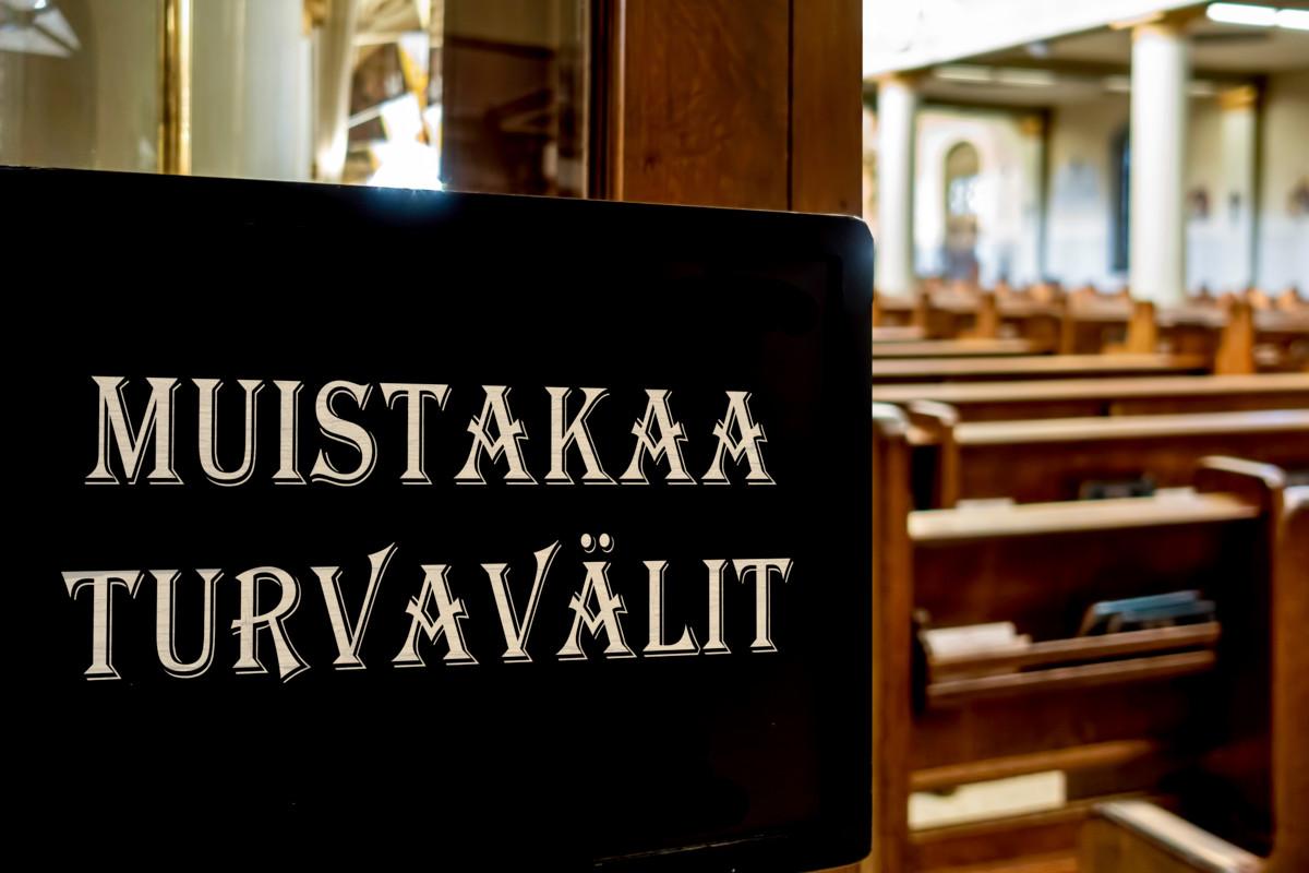 Jumalanpalveluksiin pääsee 1.6. alkaen tarkoin ehdoin.