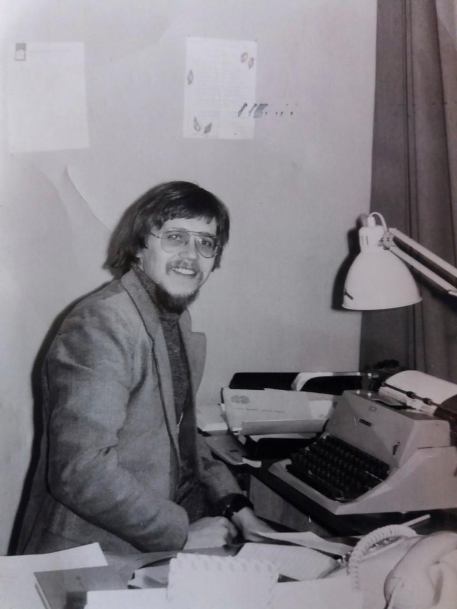 Kari Pekka Kinnunen kokosi ensimmäisen pienen ja punaisen laulukirjan 1970-luvulla.