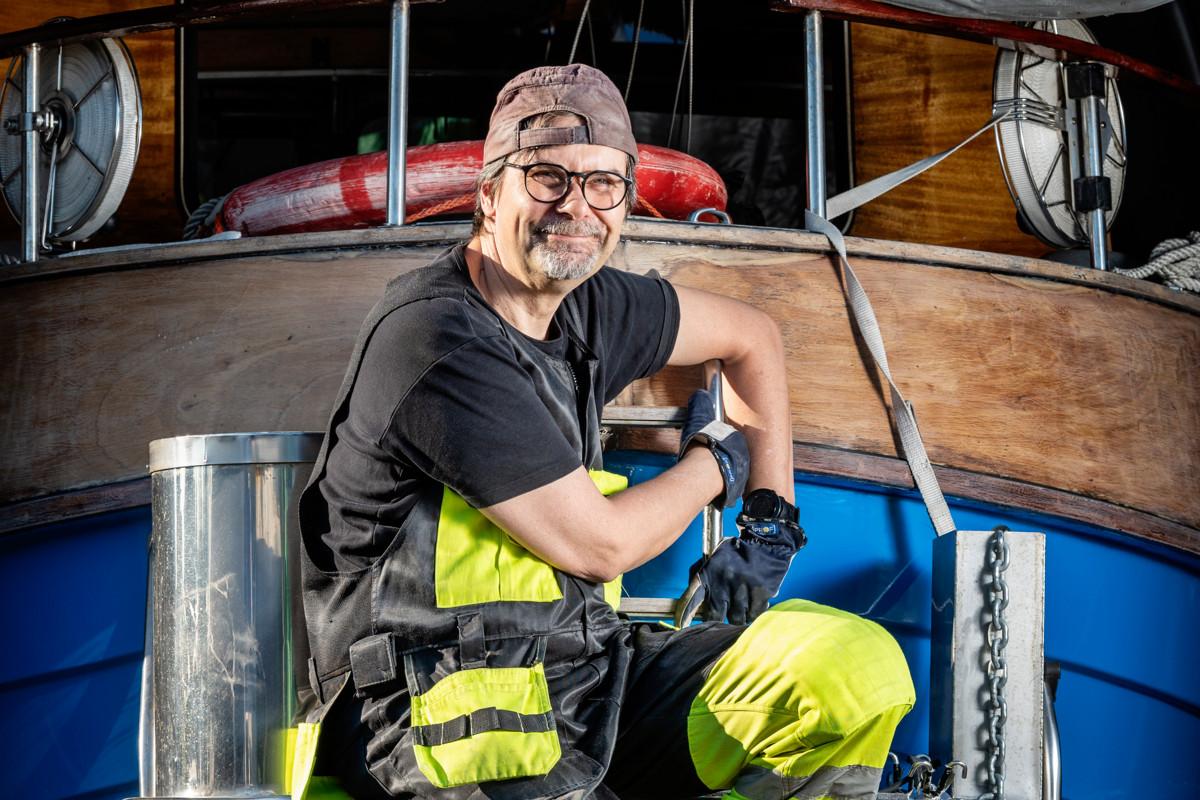 Palaute poikkeusajan televisiojumalanpalveluksista on ollut pääosin hyvää, sanoo ohjelmapäällikkö Kimmo Saares.