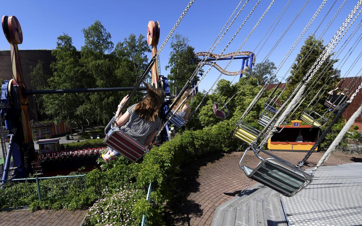 Linnanmäki-rannekkeiden keräystavat vaihtelevat seurakunnittain. 