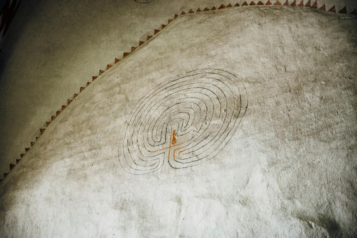 Labyrintti Sipoon vanhassa kirkossa. Kuva: Marianna Siitonen