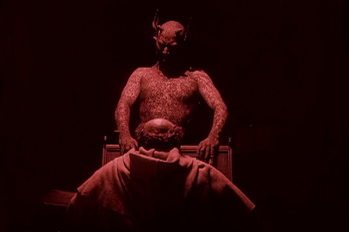 Noita-elokuvassa tanskalaisohjaaja Benjamin Christensen näyttelee itse paholaista.