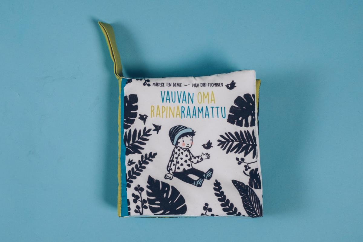 Vauvan oma rapinaraamattu. Mari Torri-Tuominen, kuvitus Marieke ten Berge. Suomen Pipliaseura. ”Kivan näköinen, mutta ei ihan Raamattu. Selkeät ja hienot kuvat”, sanoi 13-vuotias ja arvioi, että kirja voisi sopia perheen vauvalle katseltavaksi, vaikka vauva ei siitä mitään ymmärräkään.