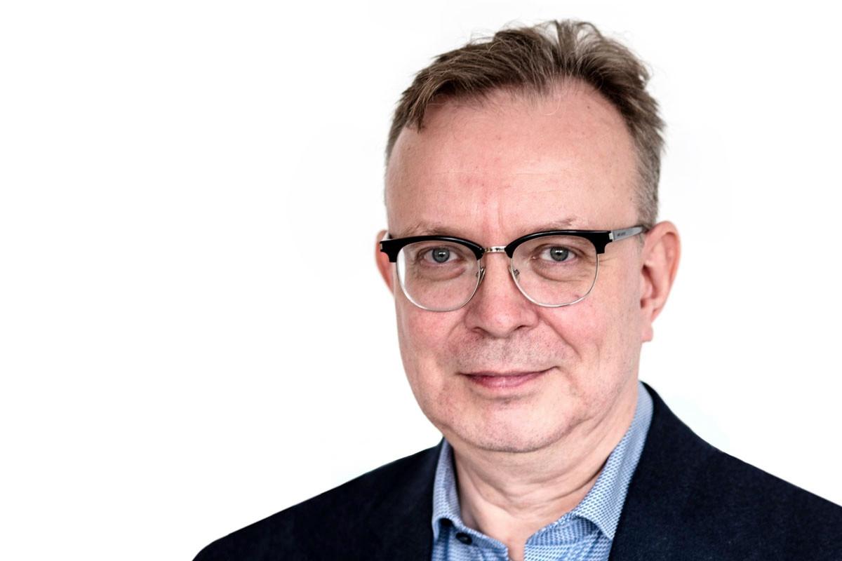 Juha Tuohimäki on työskennellyt Helsingin ja Vantaan seurakuntayhtymissä.