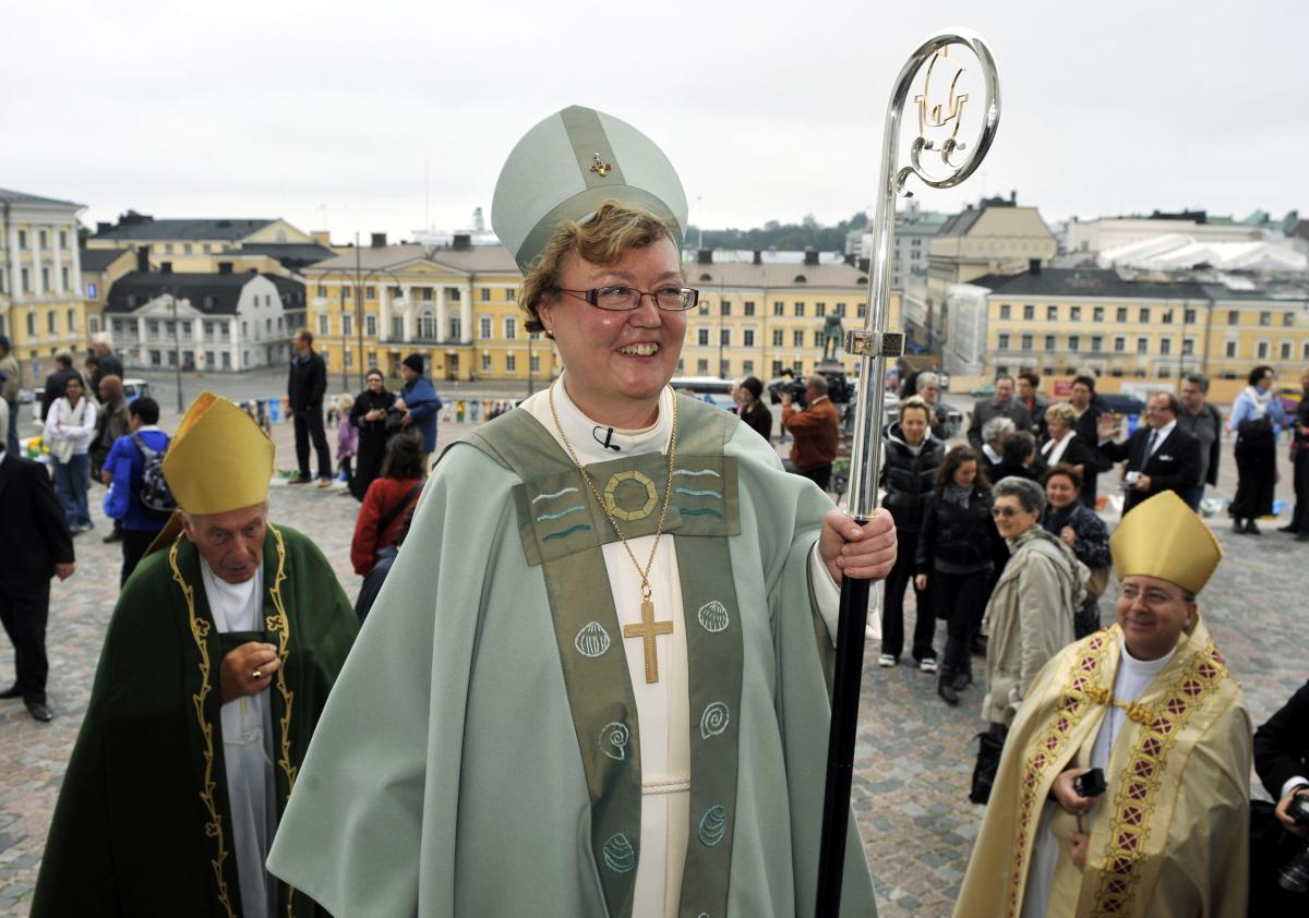 Irja Askola siirtyy eläkkeelle marraskuussa. Kuva Askolan piispanvihkimyksestä vuodelta 2010.