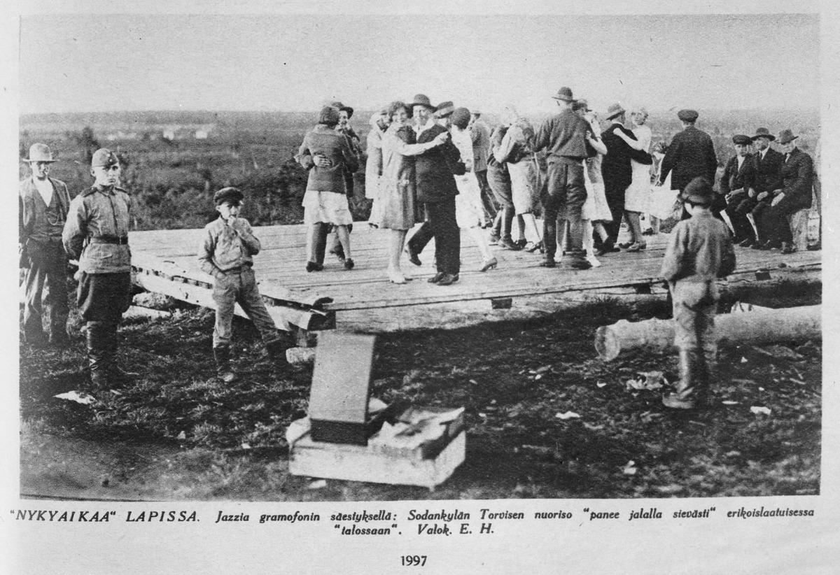 Sodankylässä tanssittiin “jazzia” gramofonin säestyksellä vuonna 1930.