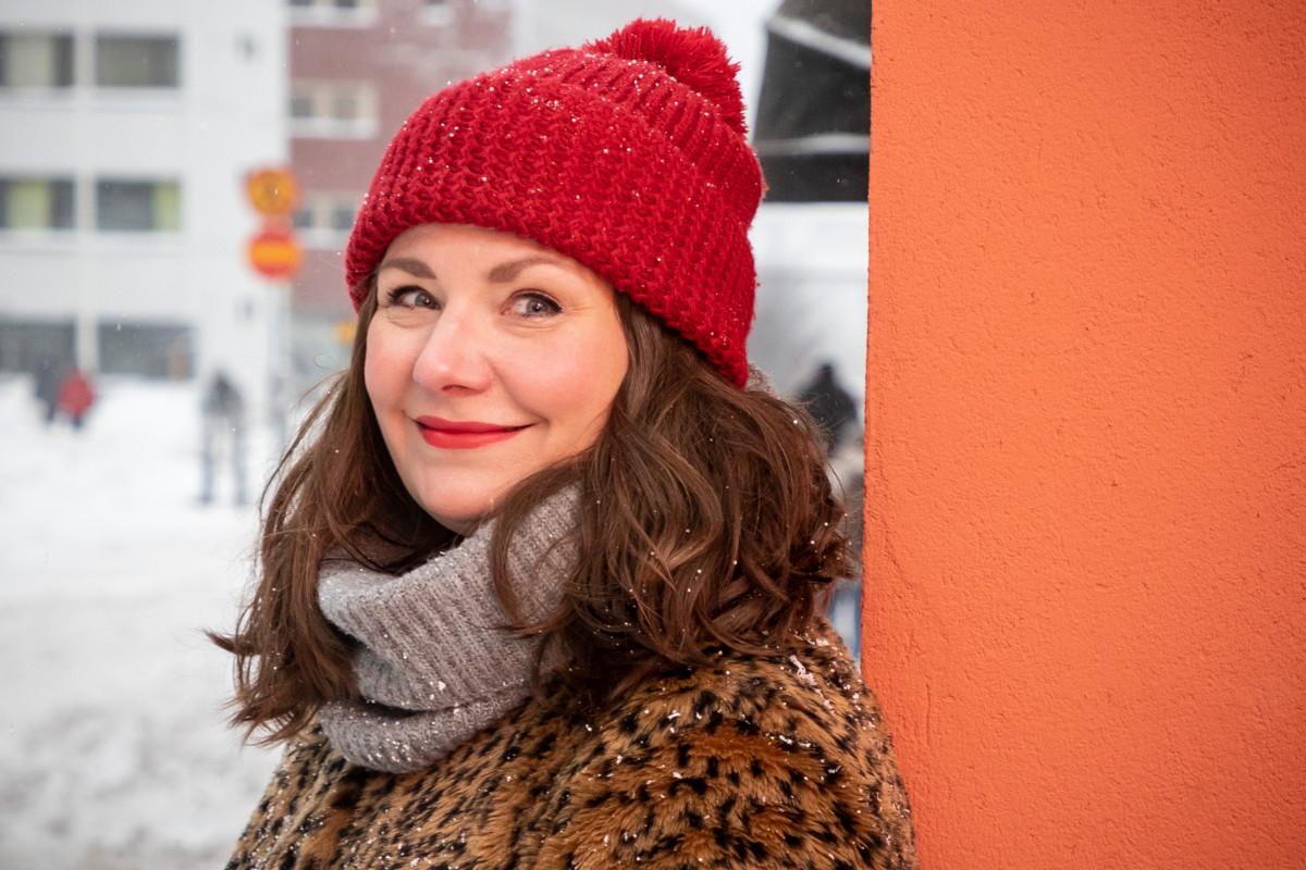 ”Beatlesitkin sen jo tiesivät: All you need is love”, julistaa Elina Tanskanen.