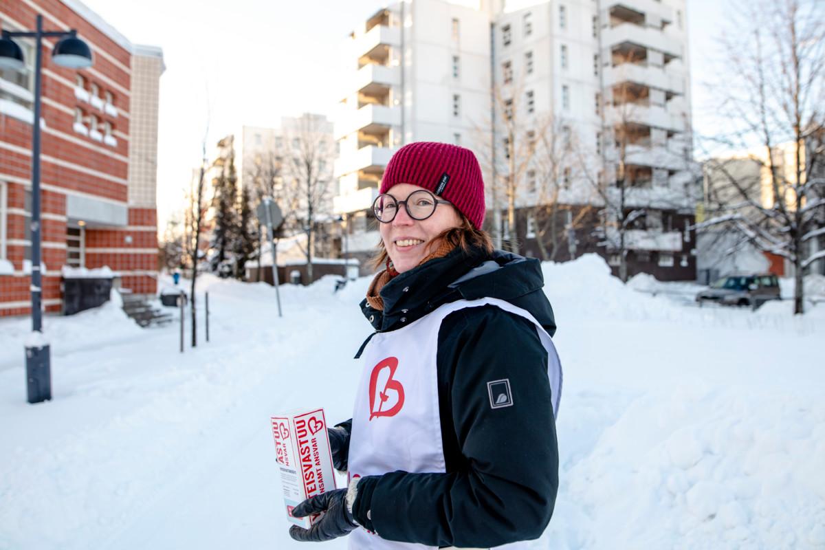 Lipaskeräys kauppakeskuksissa on viime vuosina ollut Malmin seurakunnan tuottoisin keräystapa. Myös Elina Leppihalme on toiminut lipaskerääjänä lukuisten vapaaehtoisten vastuunkantajien kanssa.