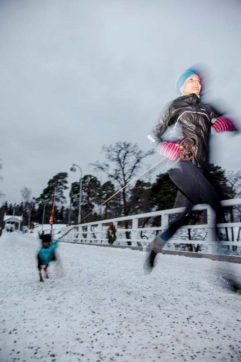 Rebekka Naatus juoksee usein Seurasaareen.