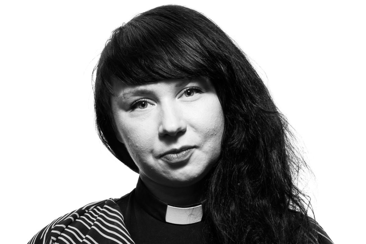 Pappi Marjaana Toiviainen on ymmärtänyt, että sielullinen kaipuu ei täyty löytämällä.