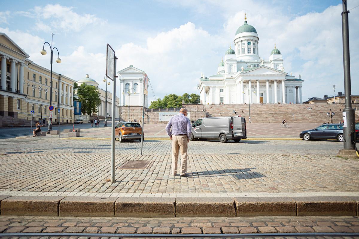 Eero Huovinen työskenteli Helsingin Yliopistolla sekä Helsingin piispana kymmeniä vuosia.