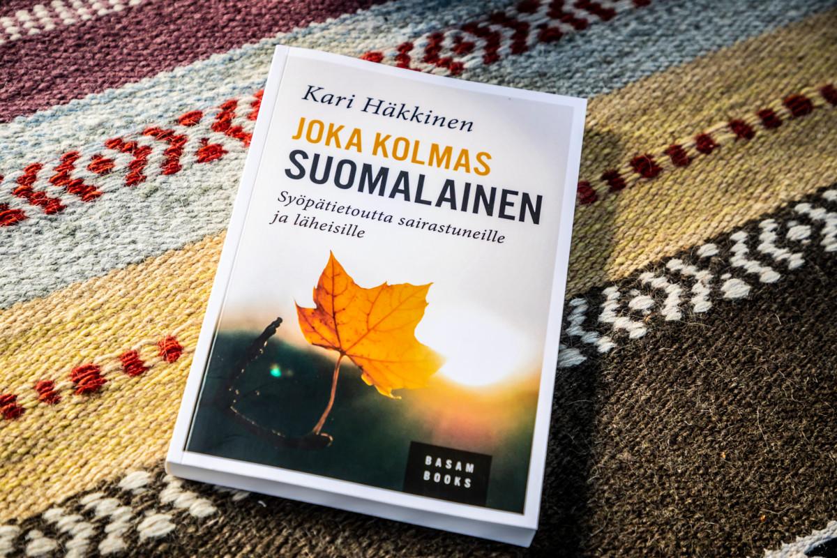 Pian sairastumisen jälkeen Kari Häkkinen alkoi suunnitella vertaistukea tarjoavaa kirjaa.