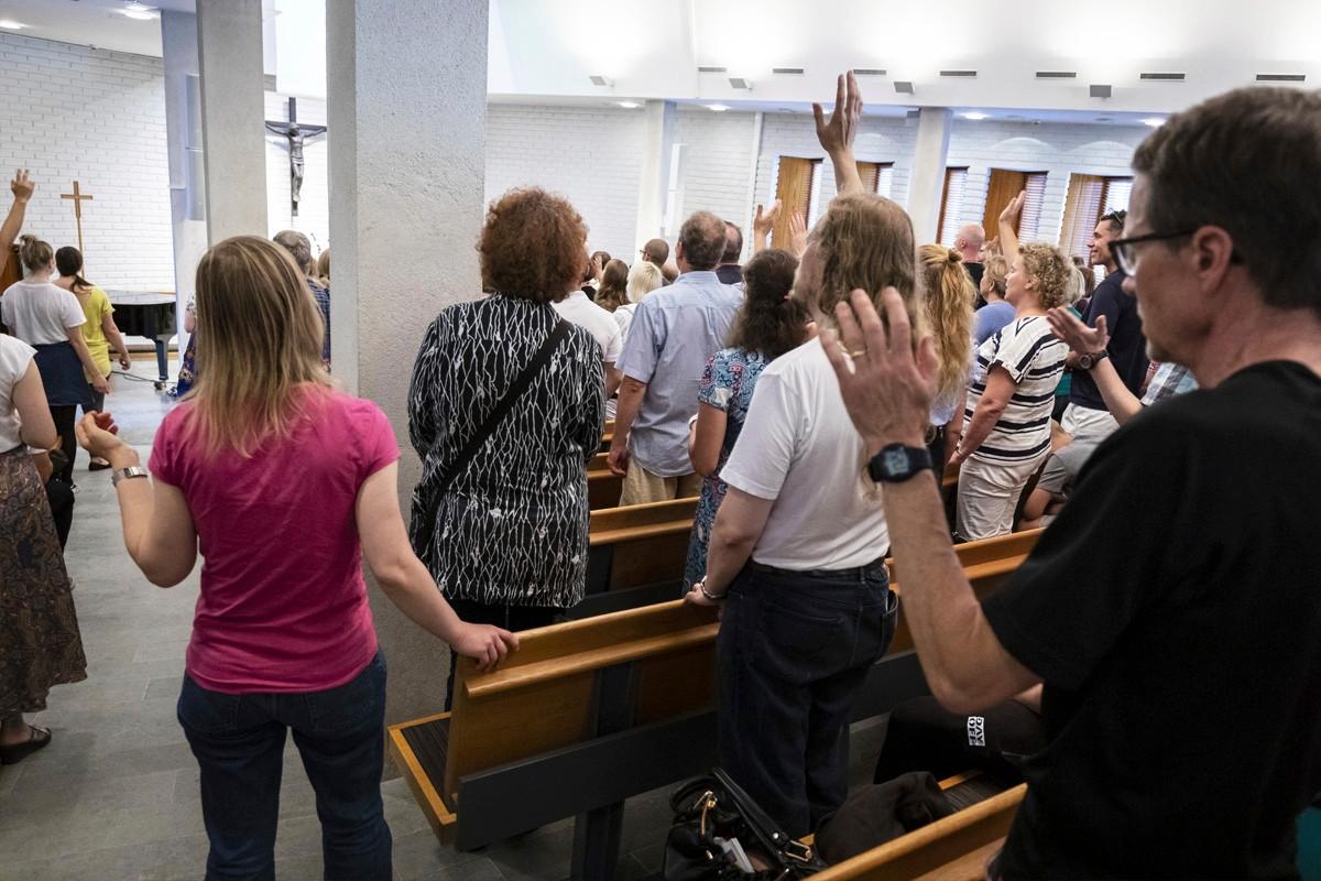 Alkusyksystä 2019 Verkosto-yhteisön messussa oli täyttä Munkkiniemen kirkossa.