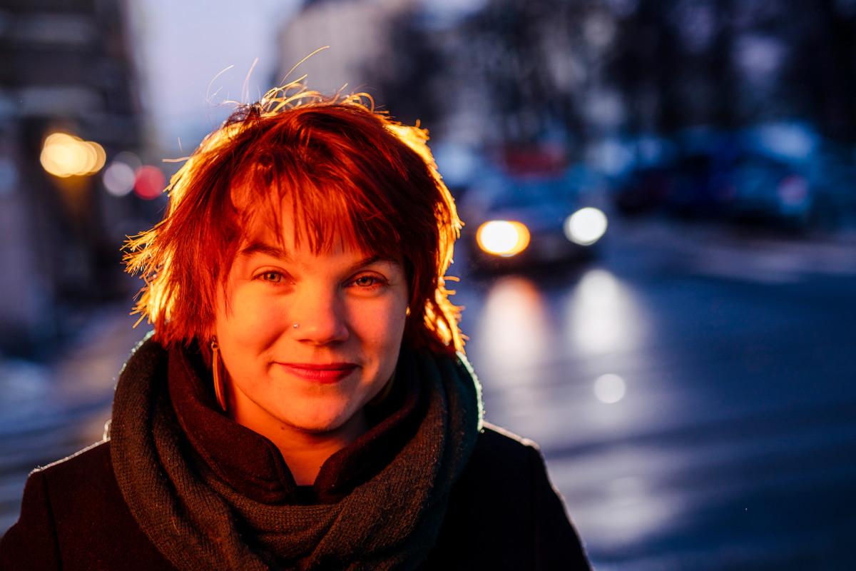 Ella Luoma ei halua provosoida tarkoituksella, mutta hän toivoo, että ihmiset innostuvat lukemaan ja kommentoimaan hänen kolumnejaan.