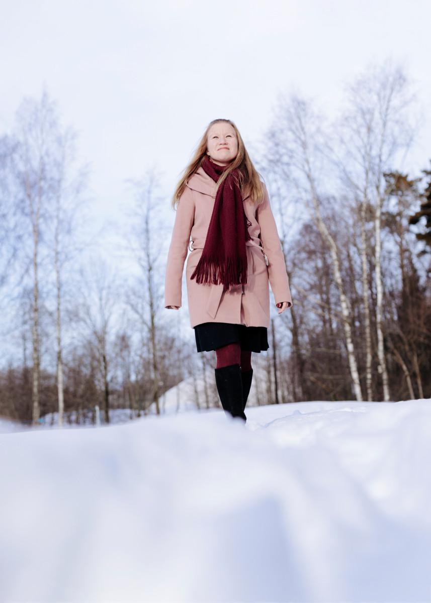 Silja Vuorikuru jäi nuorena seurakunnan sisäpiirin ulkopuolelle. Myöhemmin hän löysi yliopistosta yhteisön, jonka kokee omakseen.