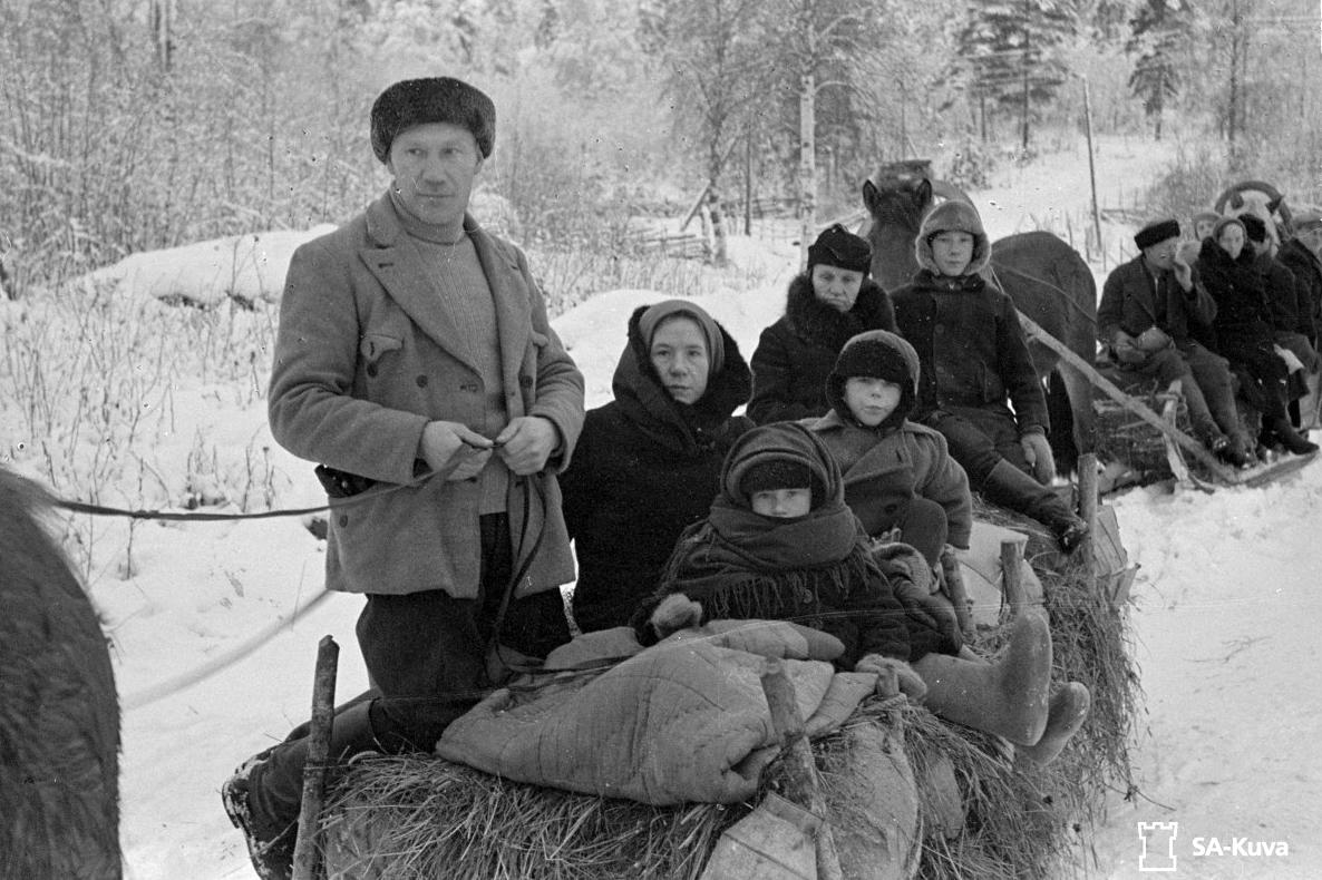 Evakuointia Karjalan kannaksella talvisodan alkupäivinä vuonna 1939.